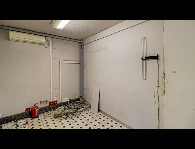 236M² OFFICE TO LET IN FERNDALE
